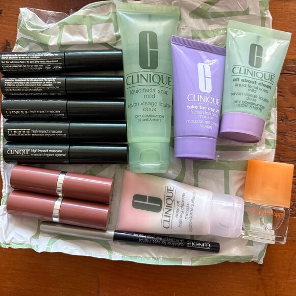 CLINIQUE MAKEUP SKINCARE, COSMETIC BAGS: 17 PIECES! X KATE SPADE, X DONALD NWT - Picture 5 of 5